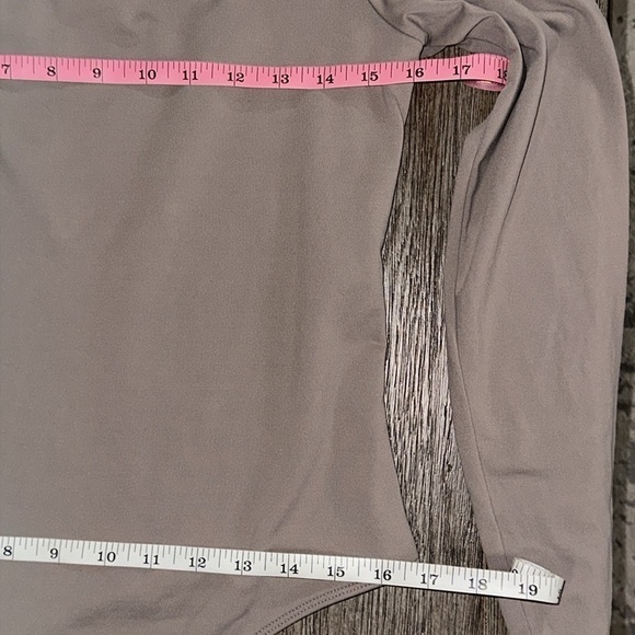 Babaton Square Neck Long Sleeve Bodysuit - Picture 12 of 13